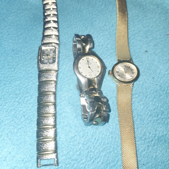 Jewlery - Picture 2 of 2